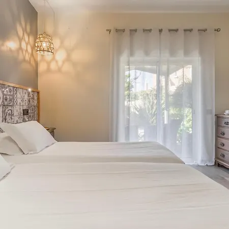 Rosa (adults Only) Lagos