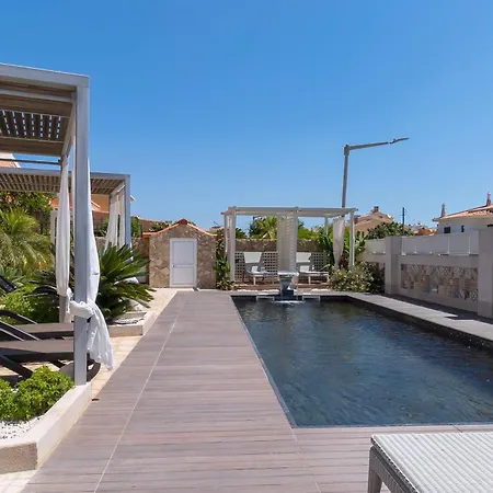 Rosa (adults Only) 4* Lagos