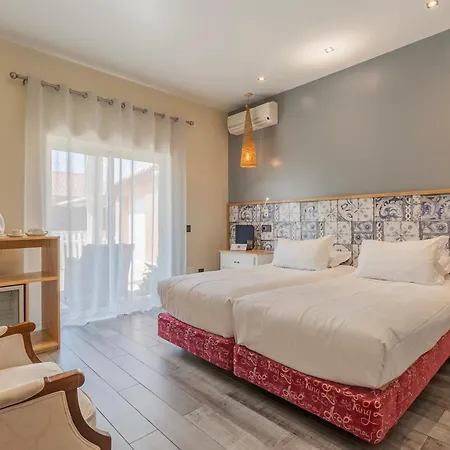 Rosa (adults Only) Pensión